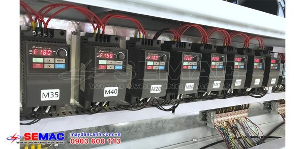 Biến tần máy dán cạnh noline thẳng nghiêng