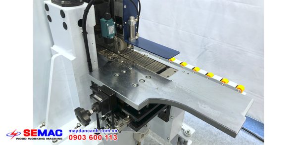 Cữ - bàn làm việc máy dán cạnh noline