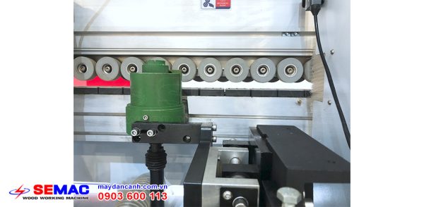 Lăn keo A - keo thẳng máy dán cạnh acrylic noline