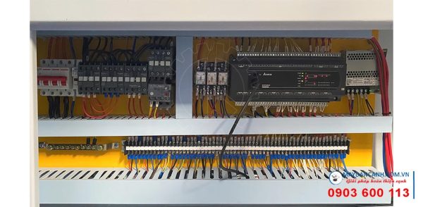 Bộ điều khiển PLC