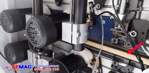 Băng tải dây đai máy dán cạnh cửa gỗ | Quốc Duy